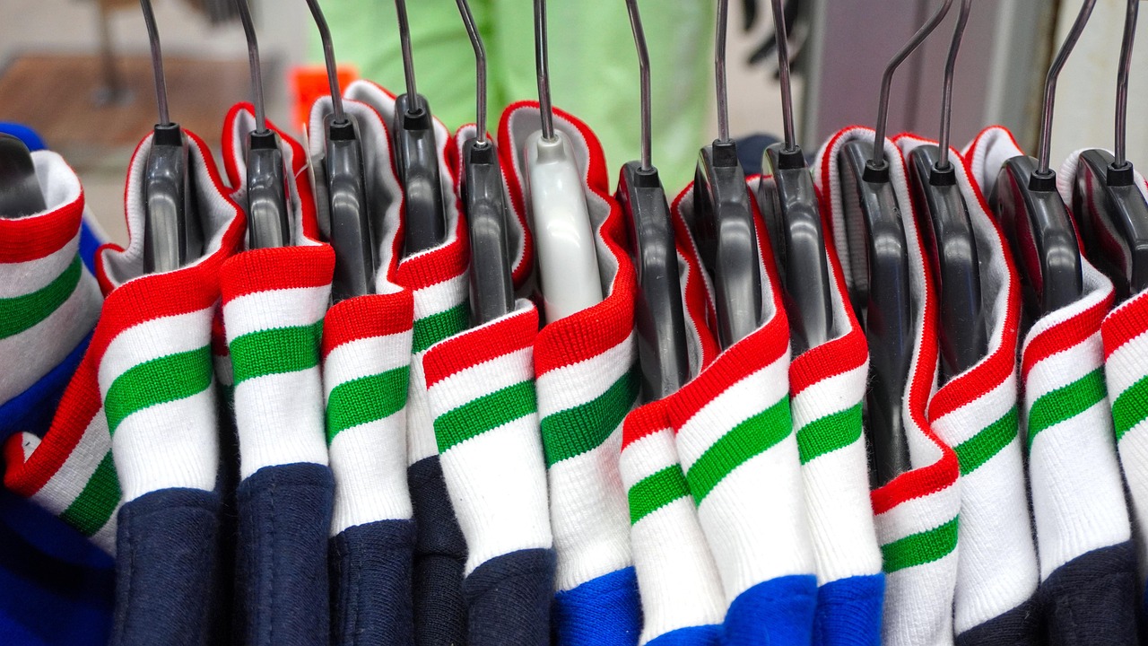 tinute anii 90 femei